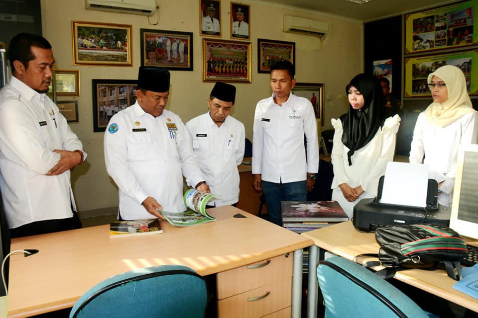 Sidak di Lingkungan Kantor, Sekda Kampar Pesankan ASN Belajar Hidup Sederhana